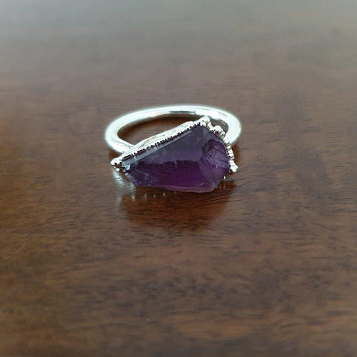 Raw Amethyst Crest Ring - raw carat