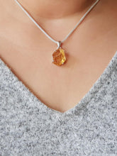 Load image into Gallery viewer, Raw Citrine Pendant - raw carat