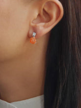 Load image into Gallery viewer, Carnelian &amp; White Topaz Earring - raw carat