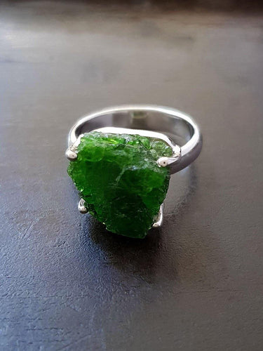 Chrome Diopside Ring