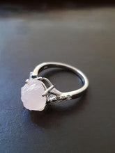 Load image into Gallery viewer, Pretty Rose Quartz Ring - raw carat