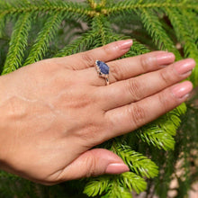 Load image into Gallery viewer, Raw Tanzanite Crest Ring - raw carat