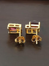 Load image into Gallery viewer, Hand facetted Raw Garnet Earring - raw carat